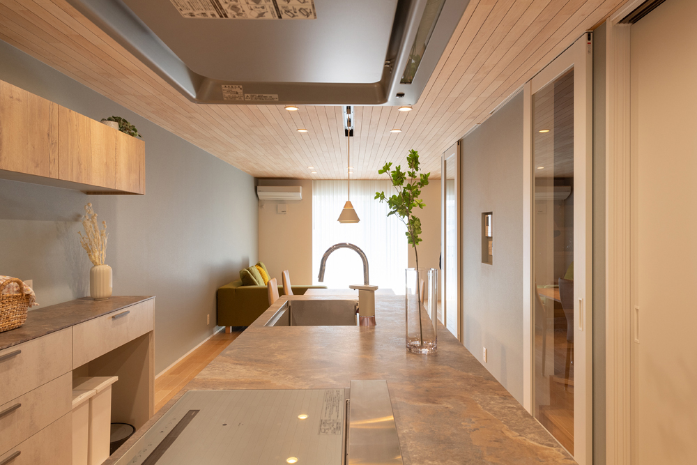 ゆるやかに流れる時間の中で、日々の幸せを感じる暮らし