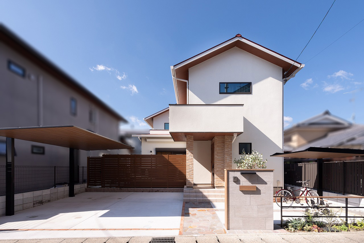 光と風が巡る、家族の笑顔が響き合う豊かな暮らし