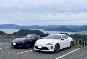 友人のロードスターと86