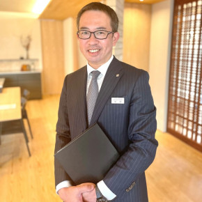中津　慶介