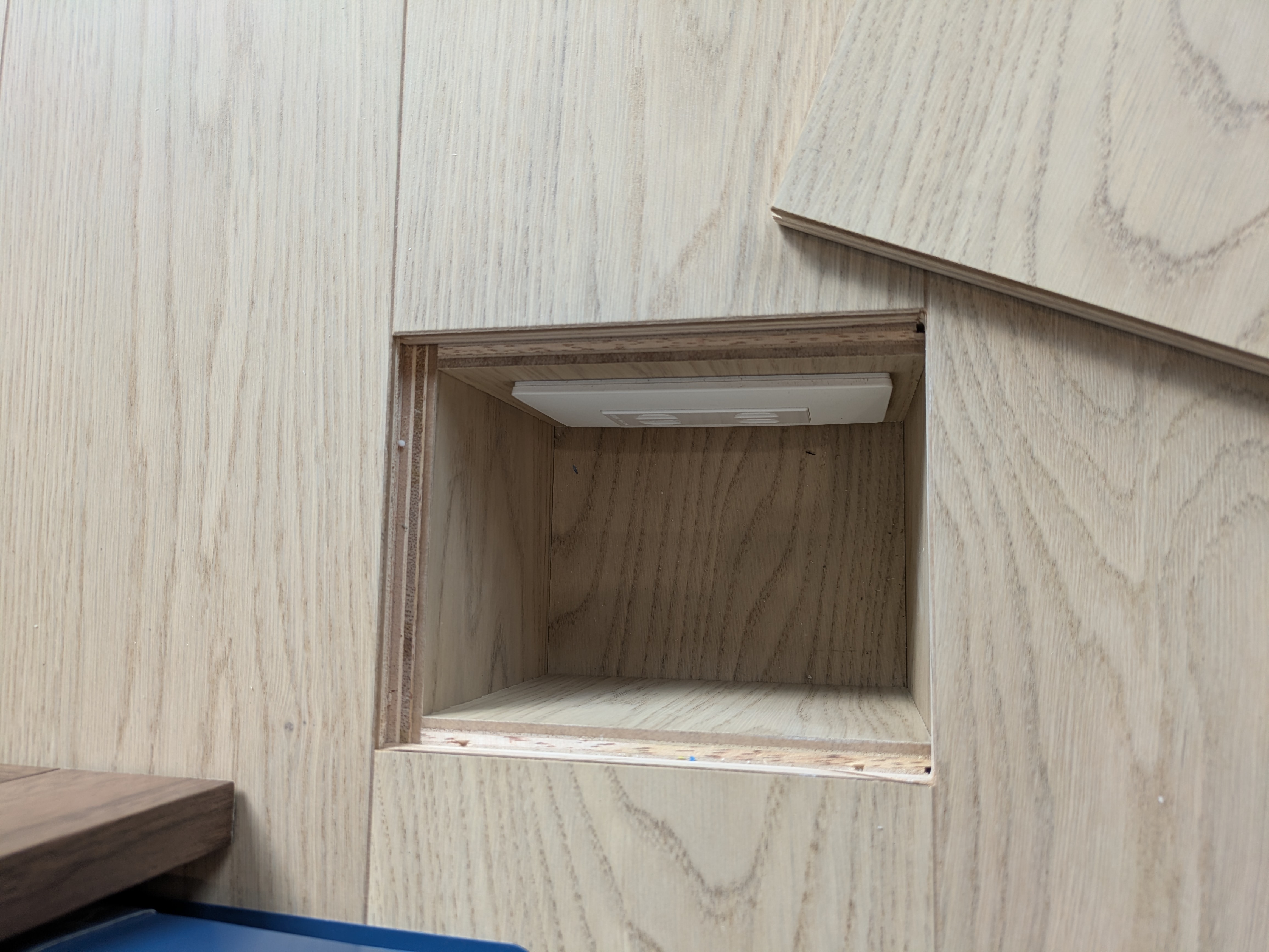 ﾌﾛｱｰｺﾝｾﾝﾄ2