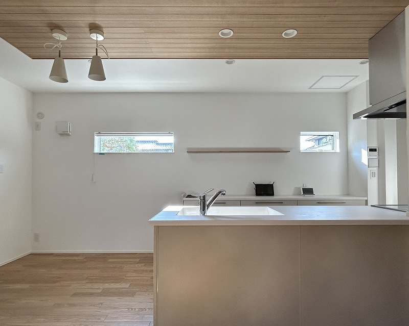 ダイニングの窓